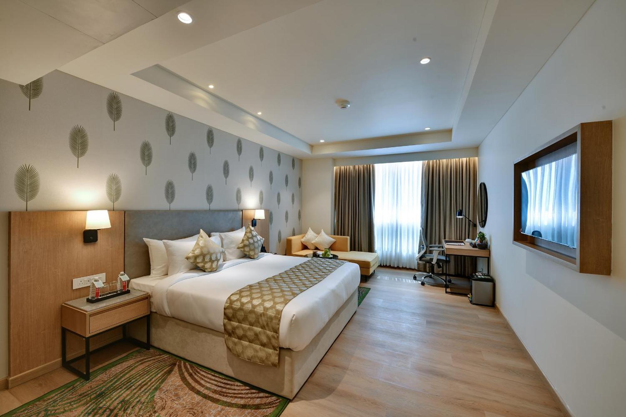 The Fern Residency, Gandhinagar Otel Dış mekan fotoğraf